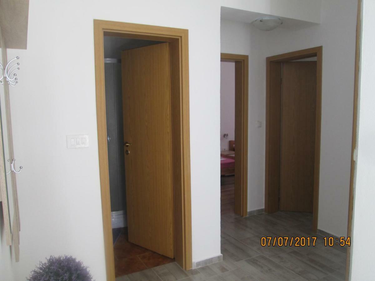 Apartment Zoki 2 Senj  Bagian luar foto